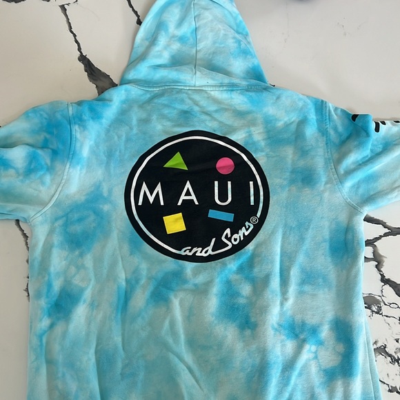 Medium Maui and Sons Hoodie - Picture 2 of 3